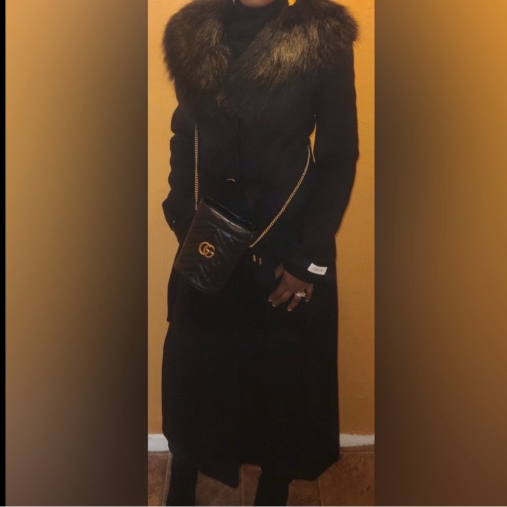 Calvin Klein Elegant Black Fur-Trimmed Women's Long Coat. Size 0 Petite